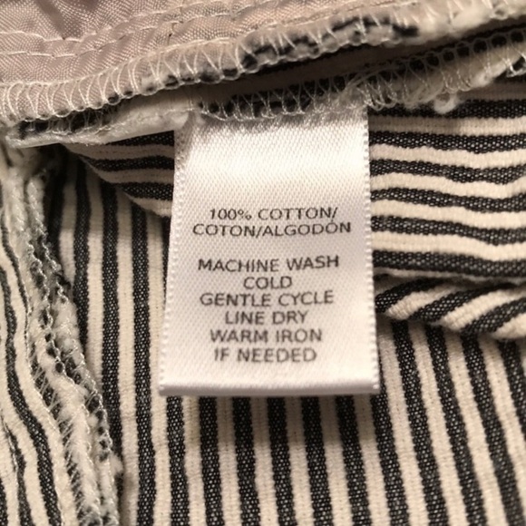 Loft Capri Crop Marisa Seersucker Pants Size 8 - Picture 4 of 6